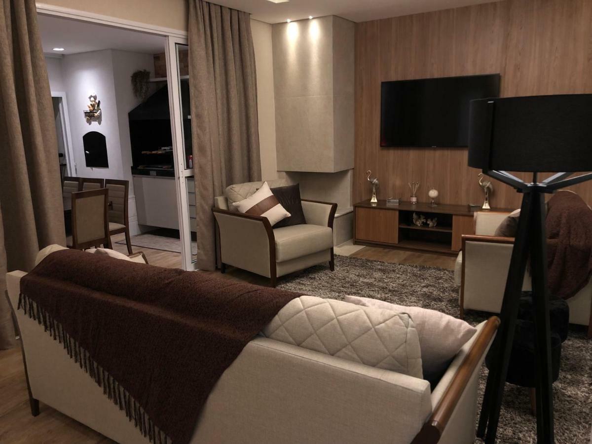 Apartamento Em Campos Do Jordao Ao Lado Do Capivari Esterno foto