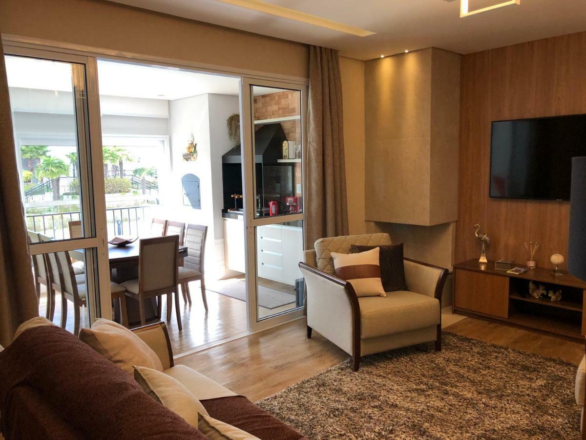 Apartamento Em Campos Do Jordao Ao Lado Do Capivari Esterno foto